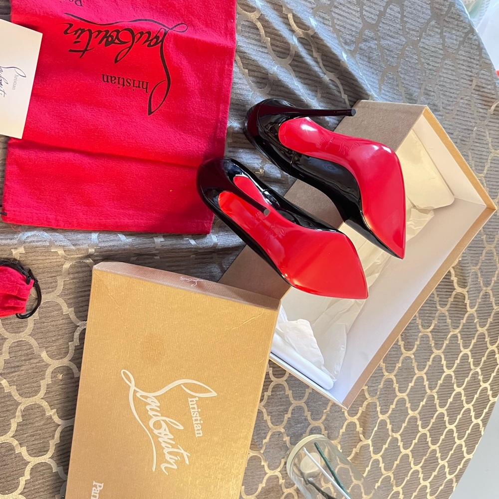 Authentic Christain Louboutin So Kate heels - Picture 2 of 4